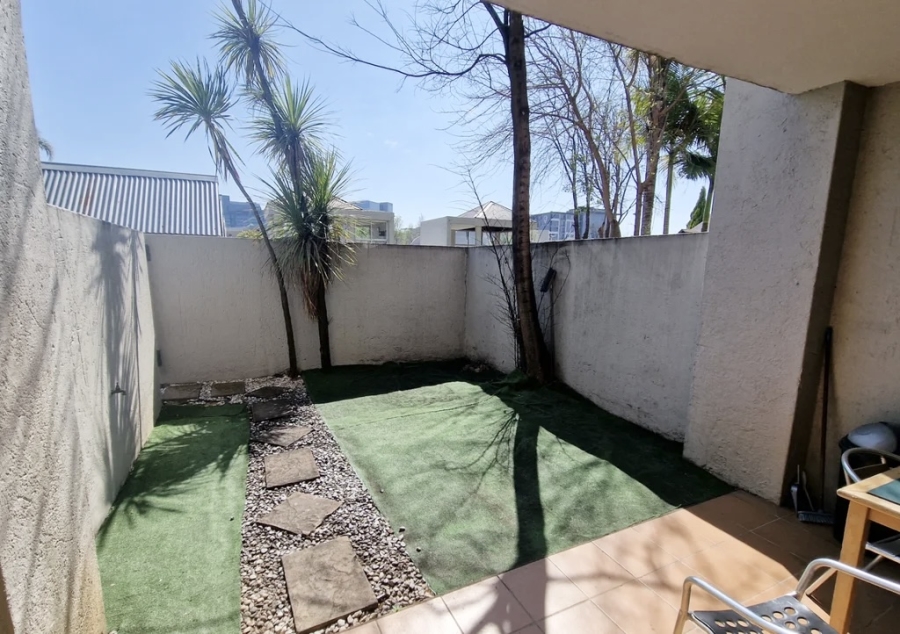 1 Bedroom Property for Sale in Sandown Gauteng