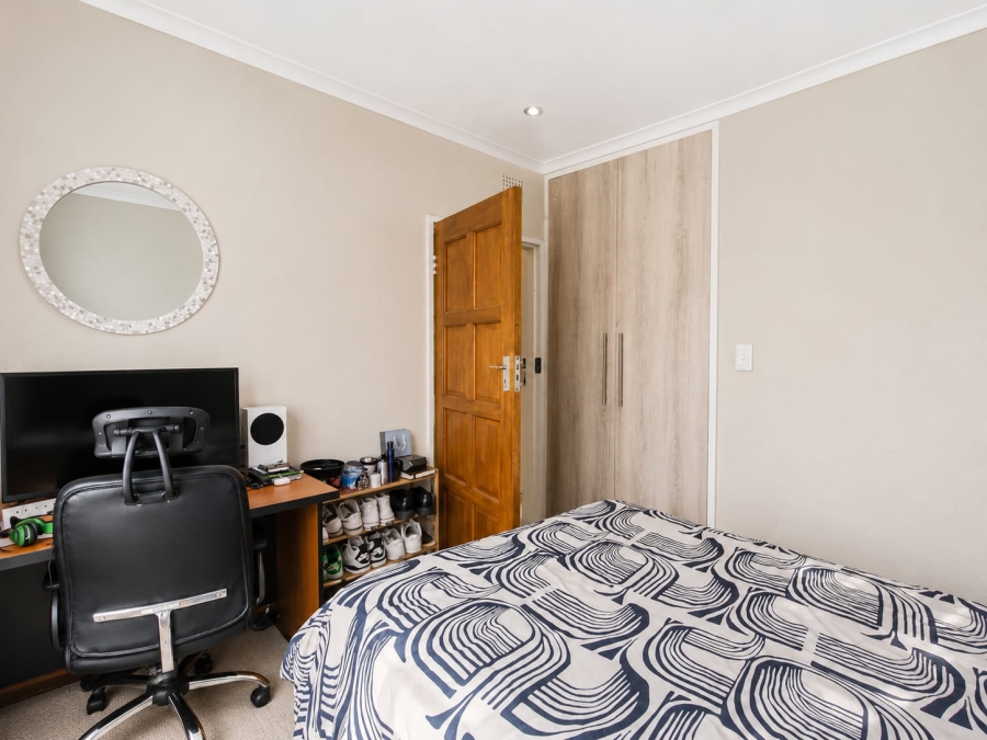 4 Bedroom Property for Sale in Weltevreden Park Gauteng