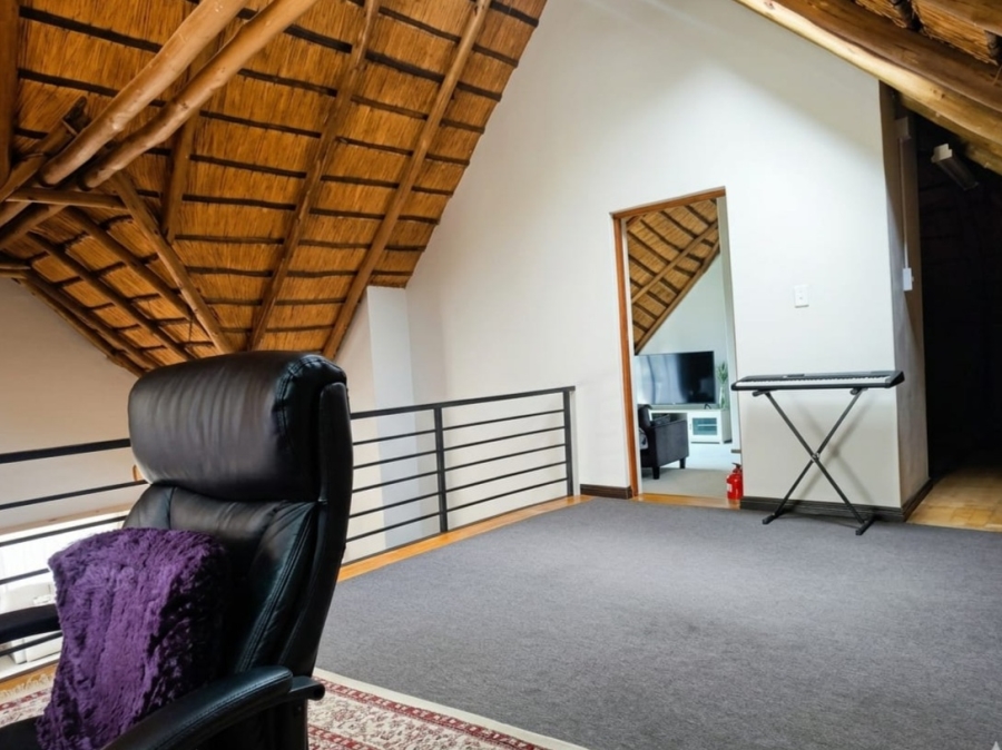 4 Bedroom Property for Sale in Weltevreden Park Gauteng