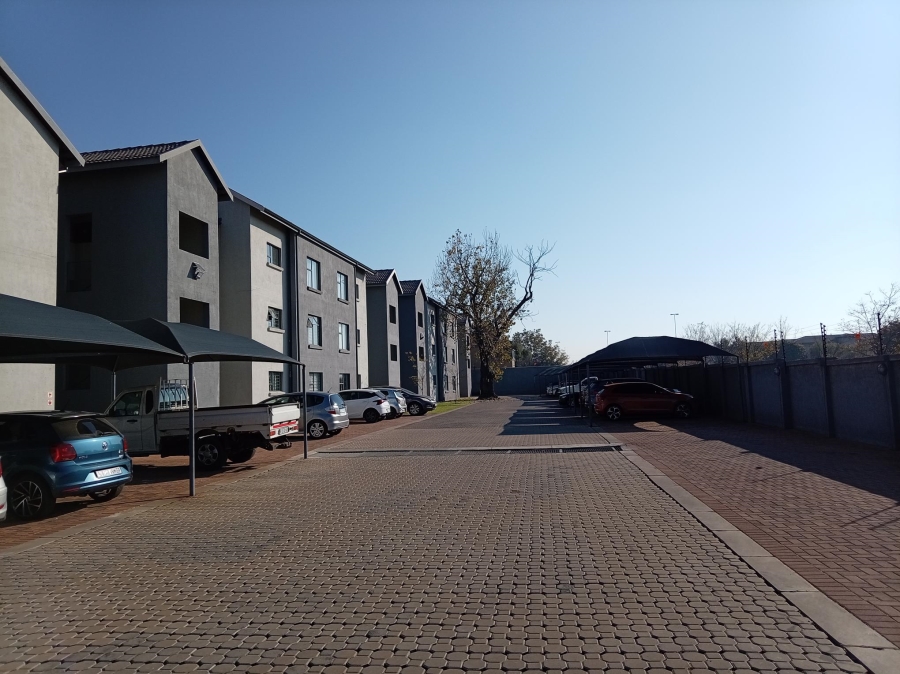 2 Bedroom Property for Sale in Eveleigh Gauteng