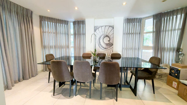 To Let 4 Bedroom Property for Rent in Sandhurst Gauteng