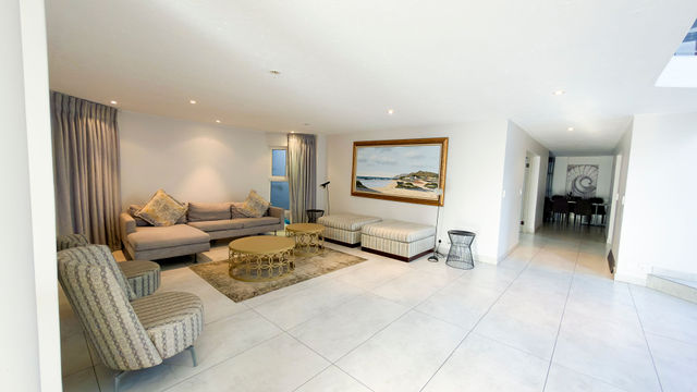 To Let 4 Bedroom Property for Rent in Sandhurst Gauteng