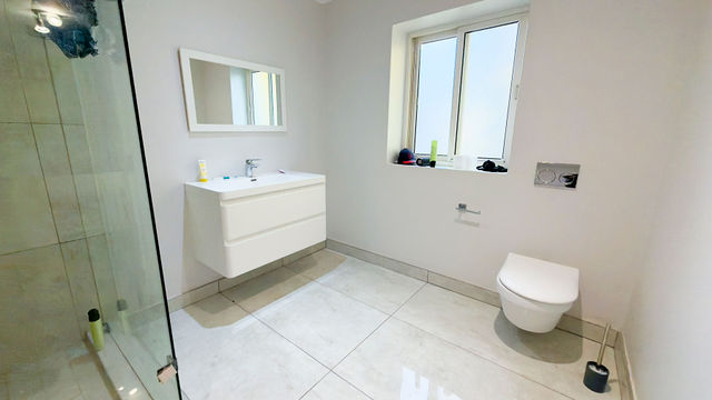 To Let 4 Bedroom Property for Rent in Sandhurst Gauteng