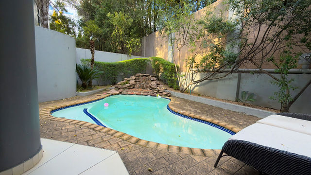 To Let 4 Bedroom Property for Rent in Sandhurst Gauteng