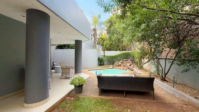 To Let 4 Bedroom Property for Rent in Sandhurst Gauteng
