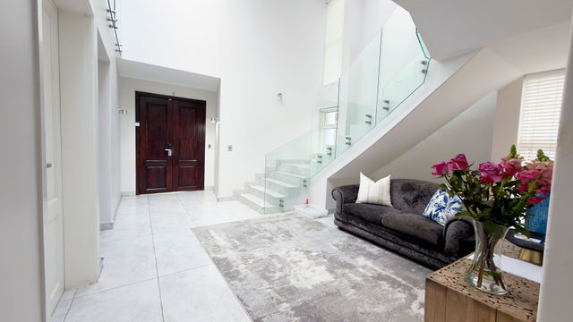 To Let 4 Bedroom Property for Rent in Sandhurst Gauteng