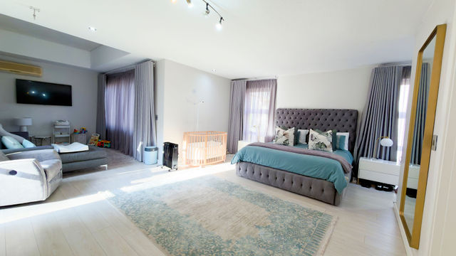 To Let 4 Bedroom Property for Rent in Sandhurst Gauteng