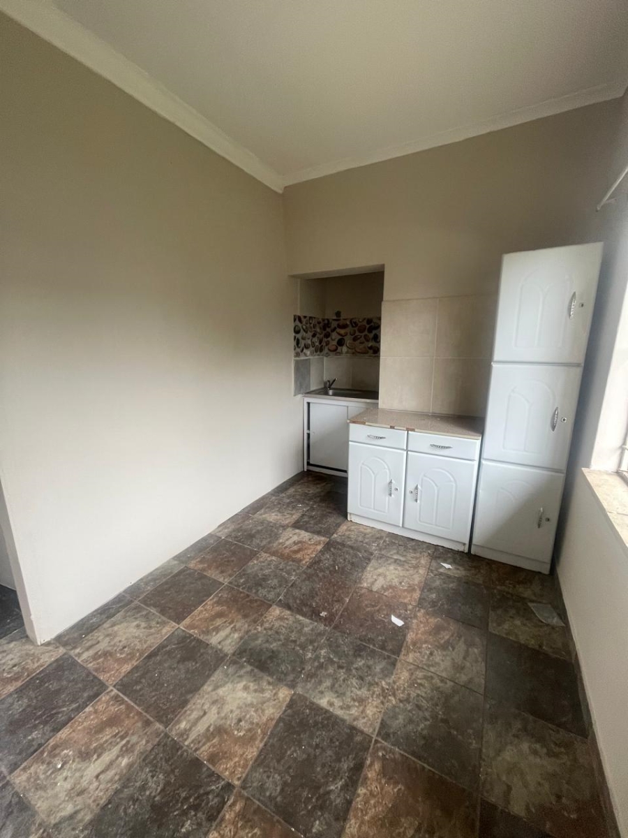 To Let 1 Bedroom Property for Rent in Eastleigh Ridge Gauteng