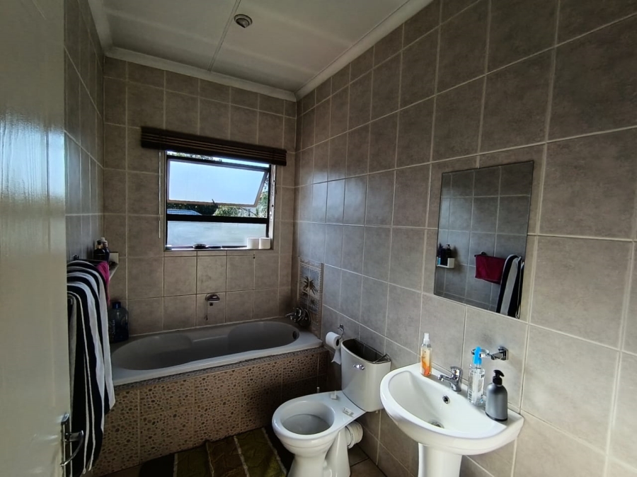 4 Bedroom Property for Sale in Brakpan North Gauteng