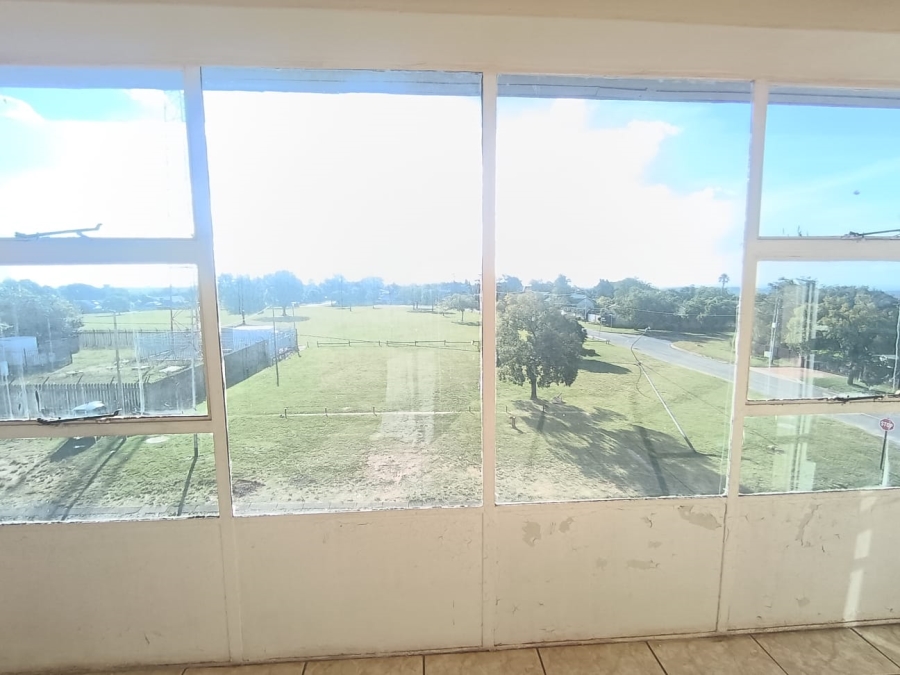 2 Bedroom Property for Sale in Horison Gauteng