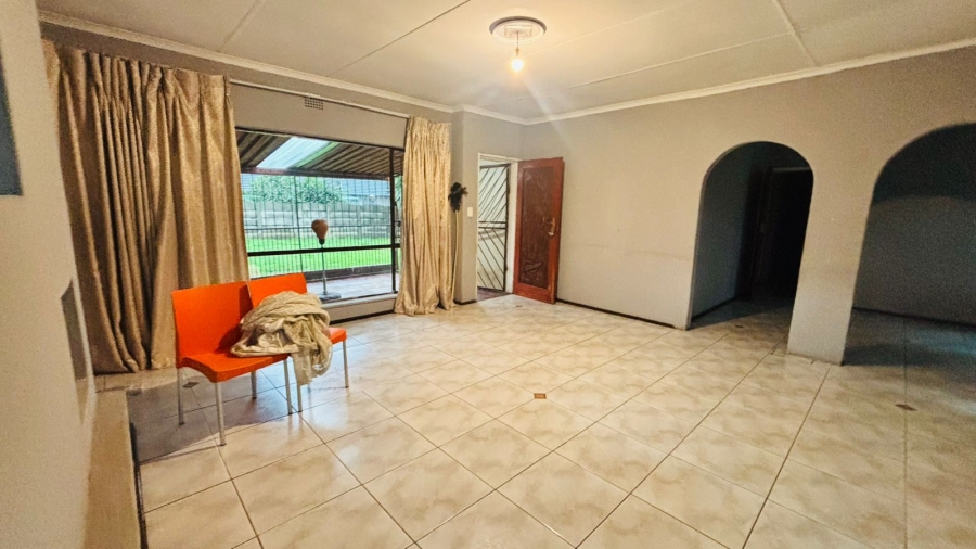 4 Bedroom Property for Sale in The Stewards Gauteng