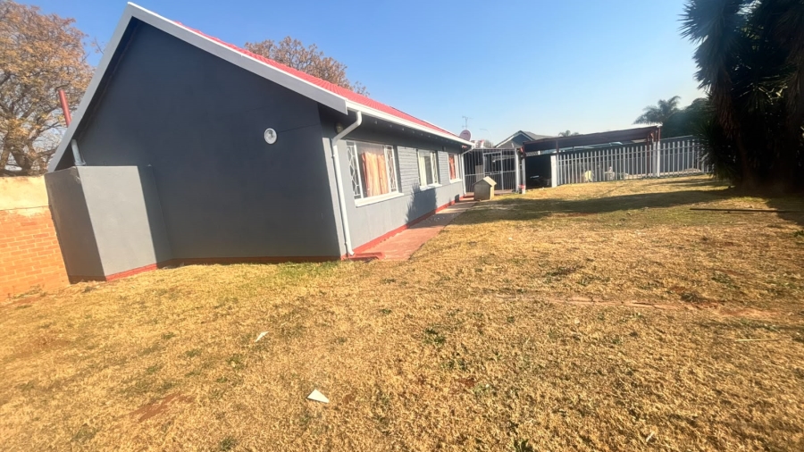 4 Bedroom Property for Sale in The Stewards Gauteng