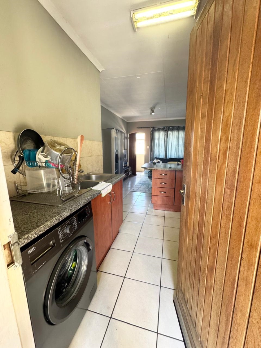 2 Bedroom Property for Sale in Elspark Gauteng