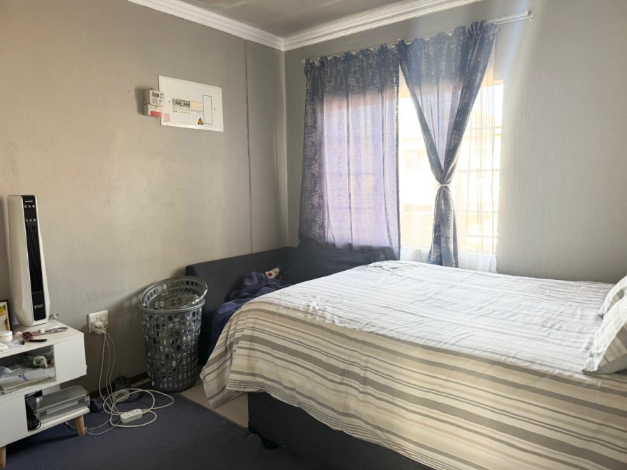 2 Bedroom Property for Sale in Elspark Gauteng