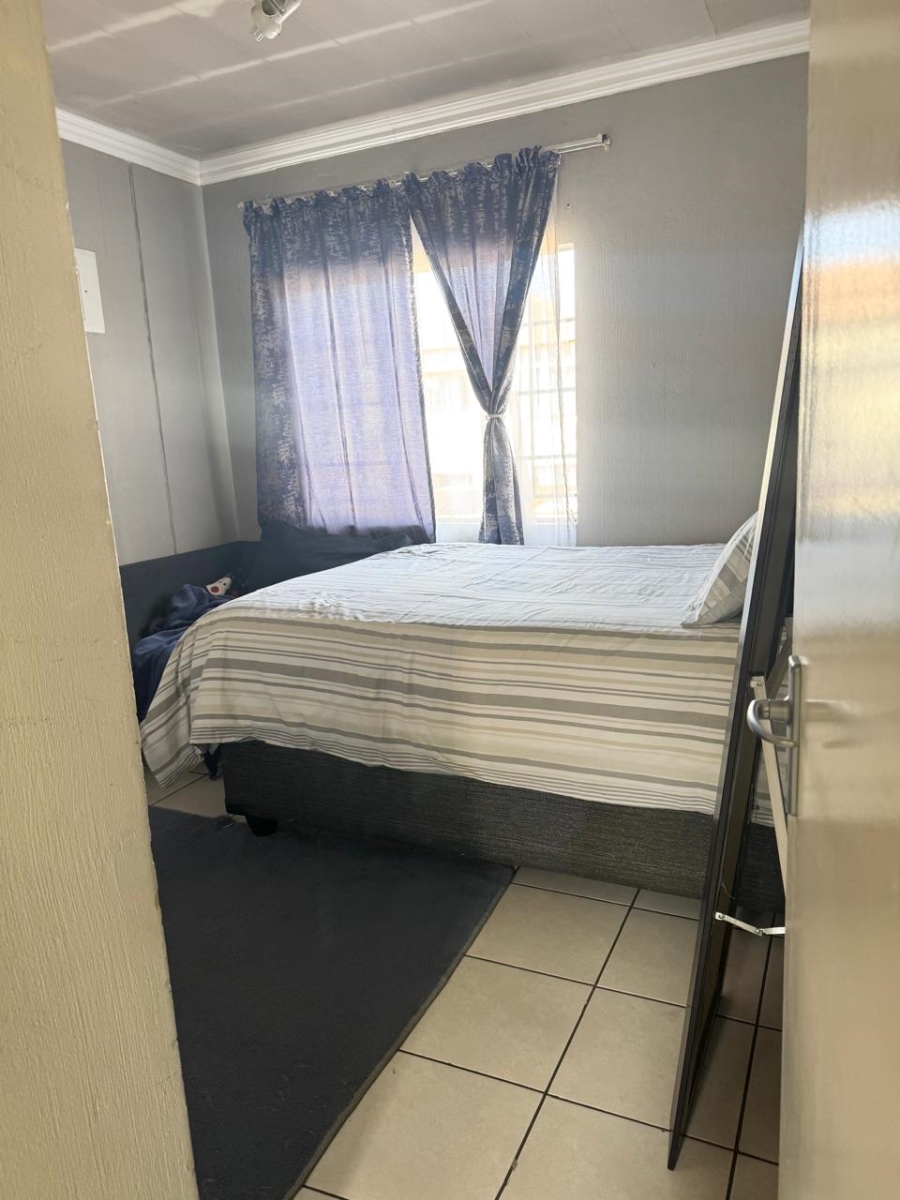2 Bedroom Property for Sale in Elspark Gauteng