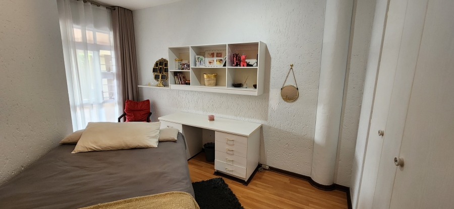 2 Bedroom Property for Sale in Bedford Park Gauteng