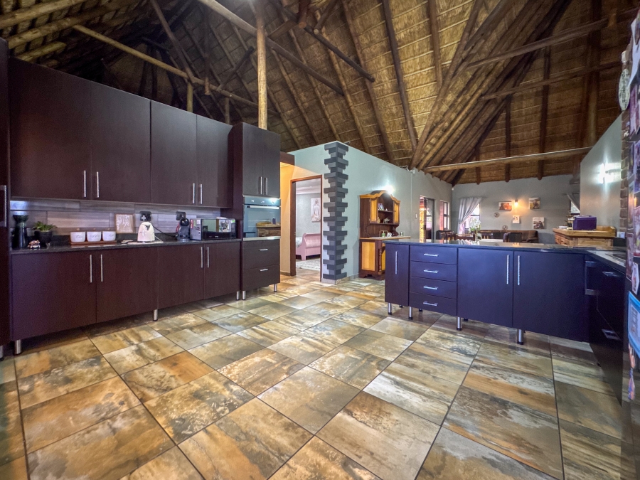 14 Bedroom Property for Sale in Mooilande Gauteng