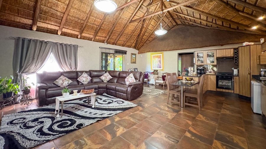 14 Bedroom Property for Sale in Mooilande Gauteng