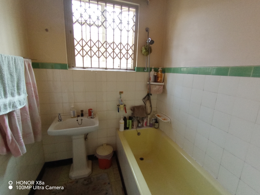 2 Bedroom Property for Sale in Kensington Gauteng