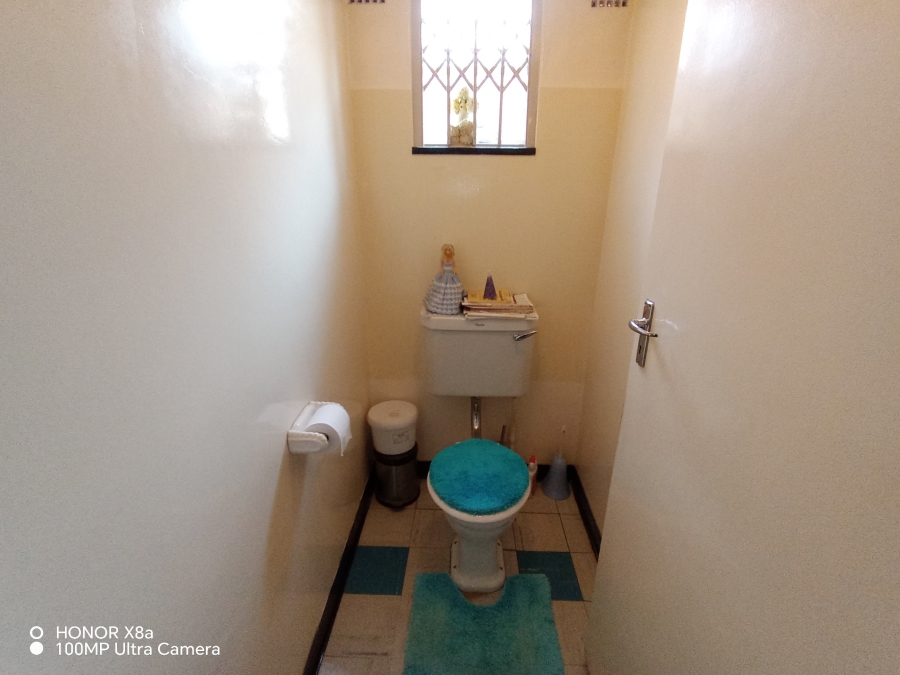 2 Bedroom Property for Sale in Kensington Gauteng