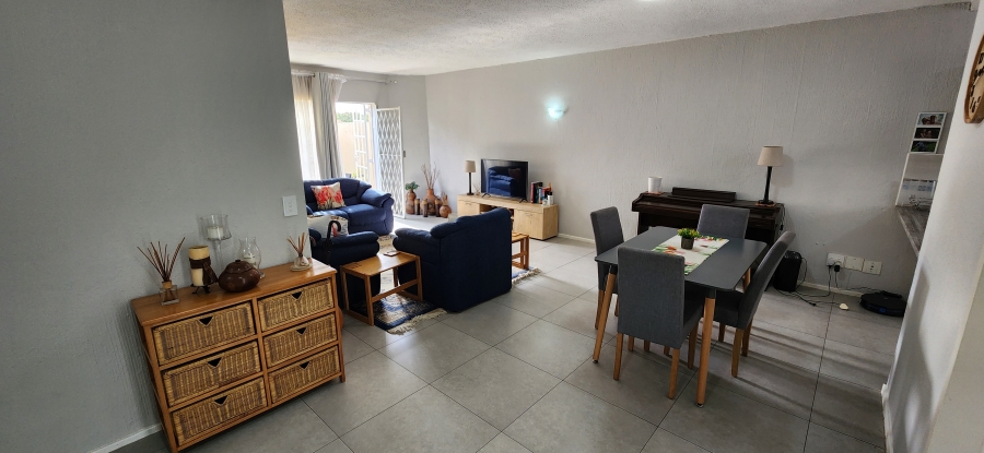 2 Bedroom Property for Sale in Bedford Park Gauteng