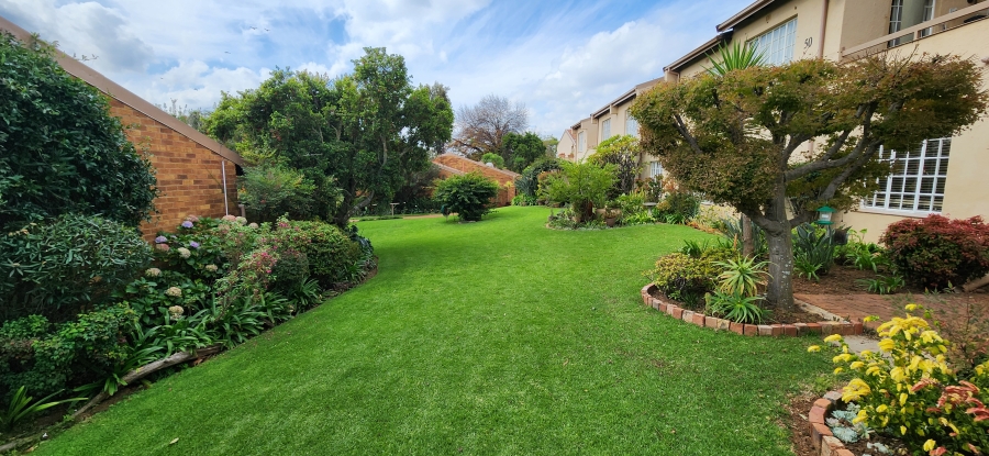 2 Bedroom Property for Sale in Bedford Park Gauteng