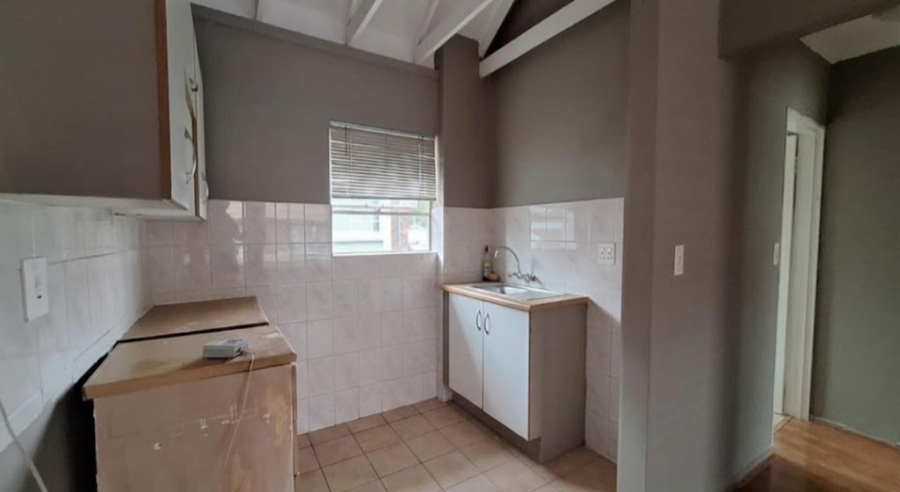 1 Bedroom Property for Sale in Glen Marais Gauteng