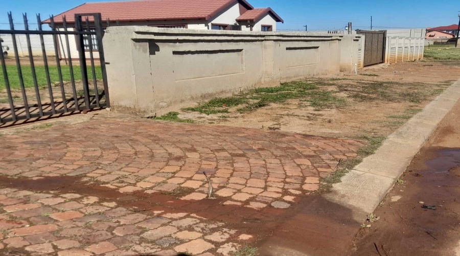 2 Bedroom Property for Sale in Beverley Hills Gauteng