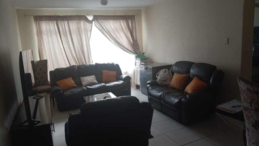2 Bedroom Property for Sale in Vereeniging Gauteng