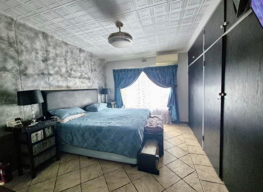 4 Bedroom Property for Sale in Vanderbijlpark SE 4 Gauteng