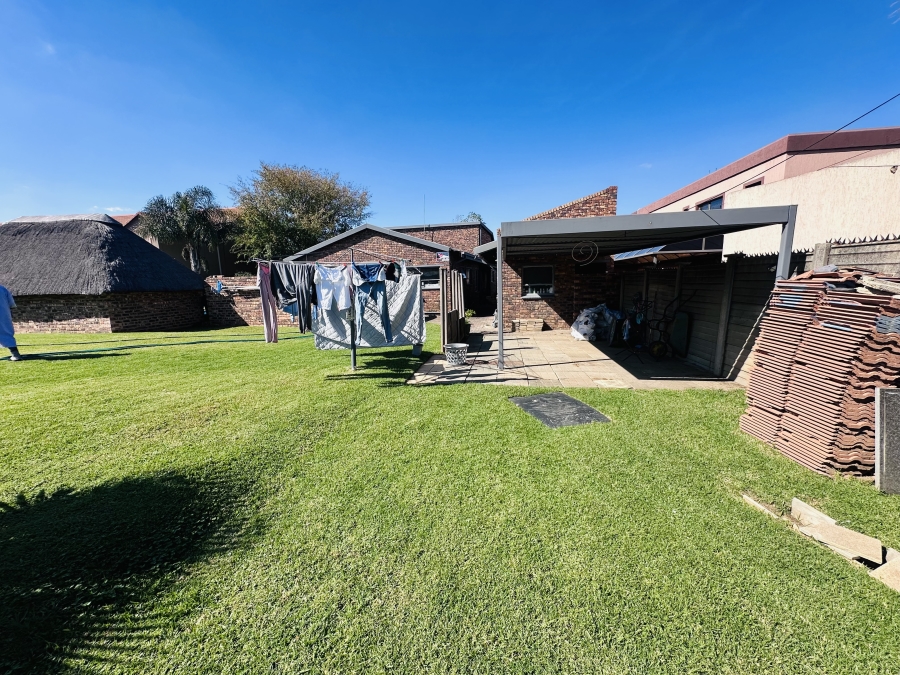 4 Bedroom Property for Sale in Vanderbijlpark SE 4 Gauteng