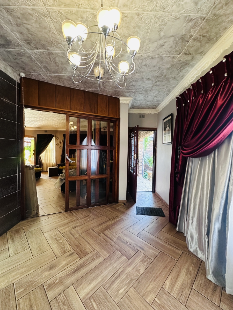 4 Bedroom Property for Sale in Vanderbijlpark SE 4 Gauteng