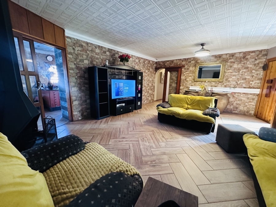 4 Bedroom Property for Sale in Vanderbijlpark SE 4 Gauteng