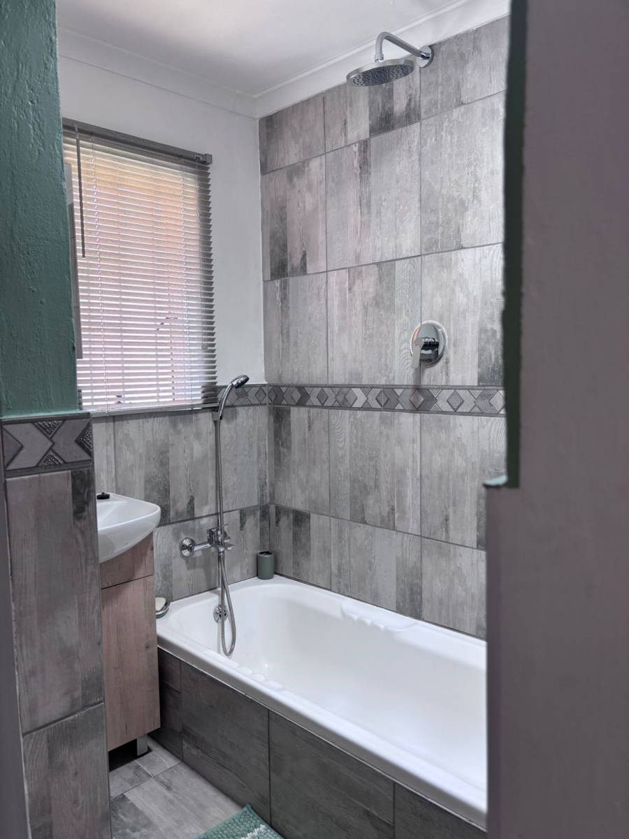 2 Bedroom Property for Sale in Vaal Marina Gauteng
