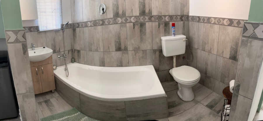 2 Bedroom Property for Sale in Vaal Marina Gauteng