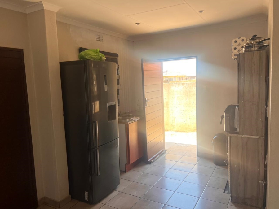 2 Bedroom Property for Sale in Vanderbijlpark CE 7 Gauteng