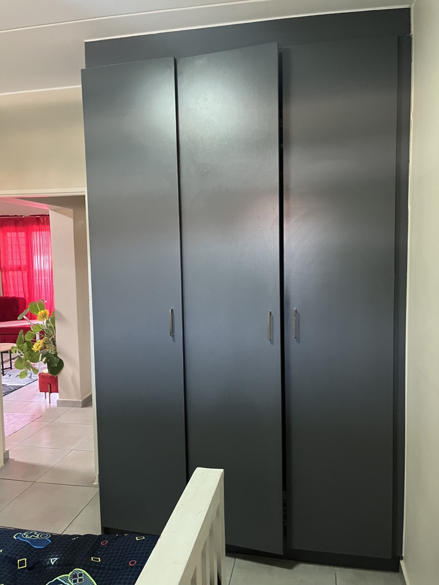 2 Bedroom Property for Sale in Vorna Valley Gauteng