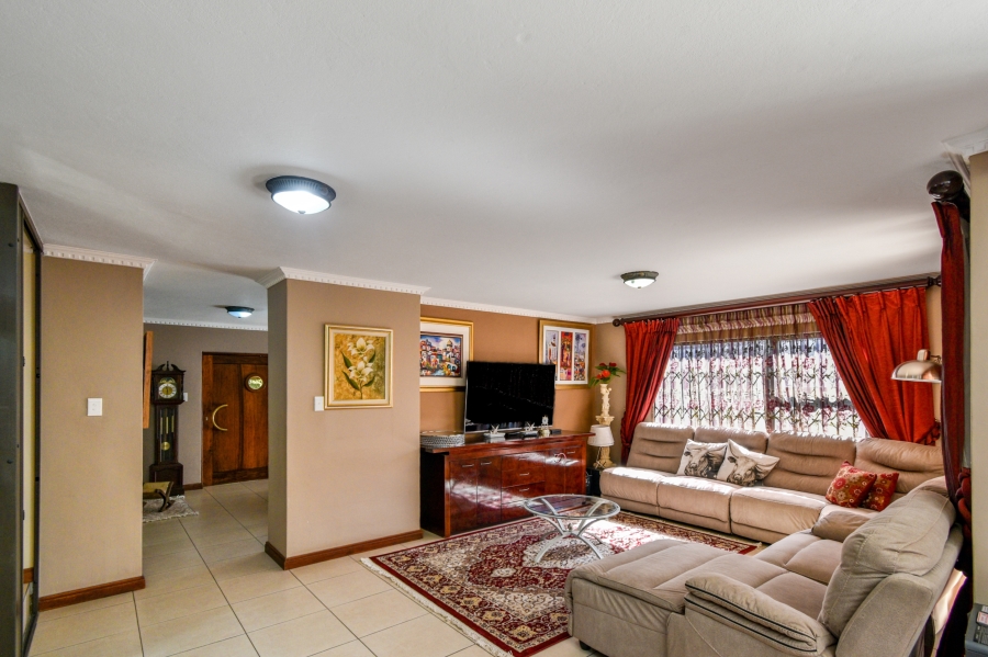 3 Bedroom Property for Sale in Erasmuskloof Gauteng