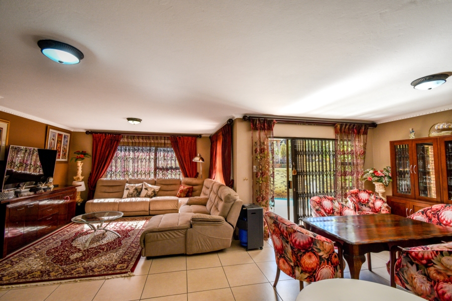 3 Bedroom Property for Sale in Erasmuskloof Gauteng