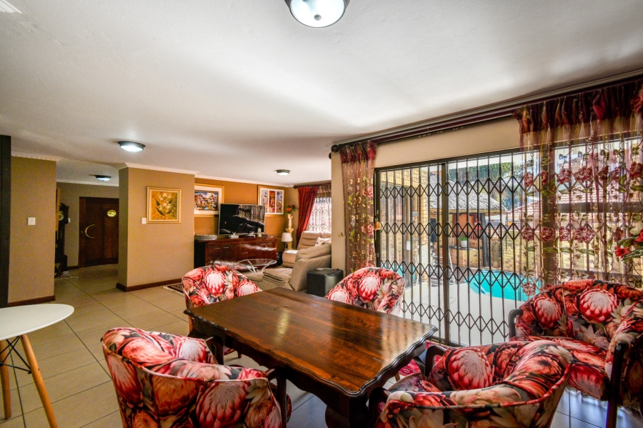 3 Bedroom Property for Sale in Erasmuskloof Gauteng