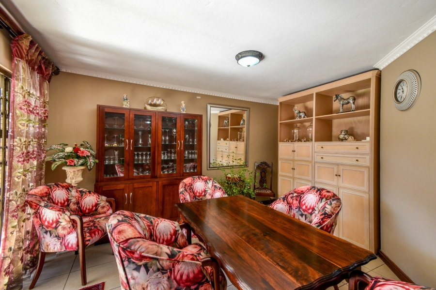 3 Bedroom Property for Sale in Erasmuskloof Gauteng