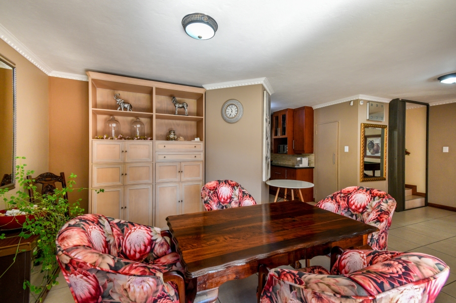 3 Bedroom Property for Sale in Erasmuskloof Gauteng