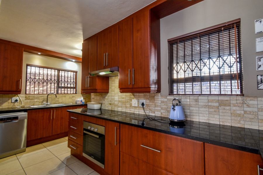 3 Bedroom Property for Sale in Erasmuskloof Gauteng