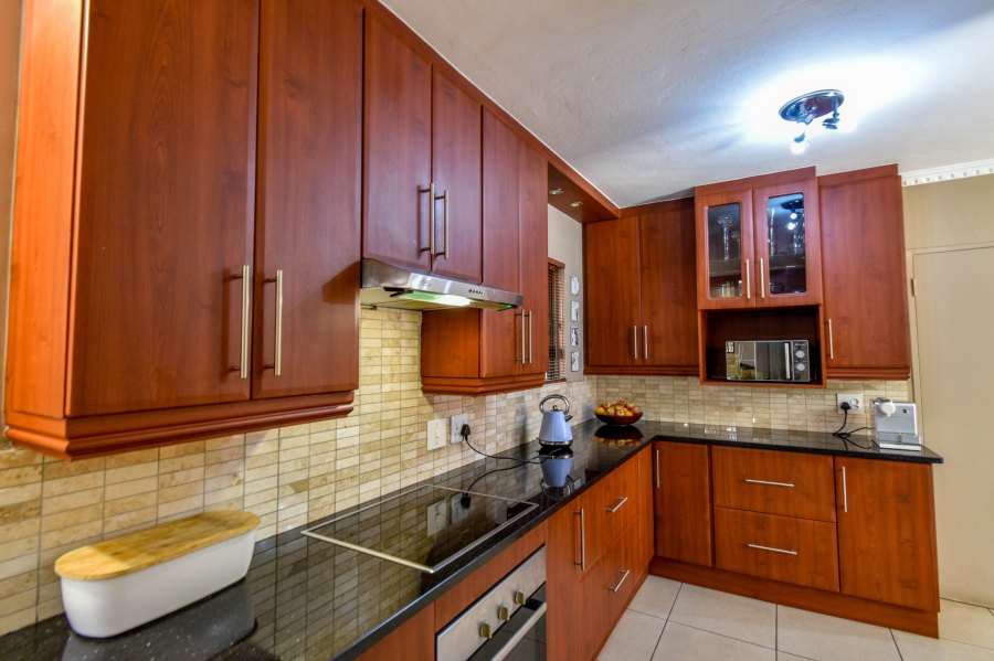 3 Bedroom Property for Sale in Erasmuskloof Gauteng