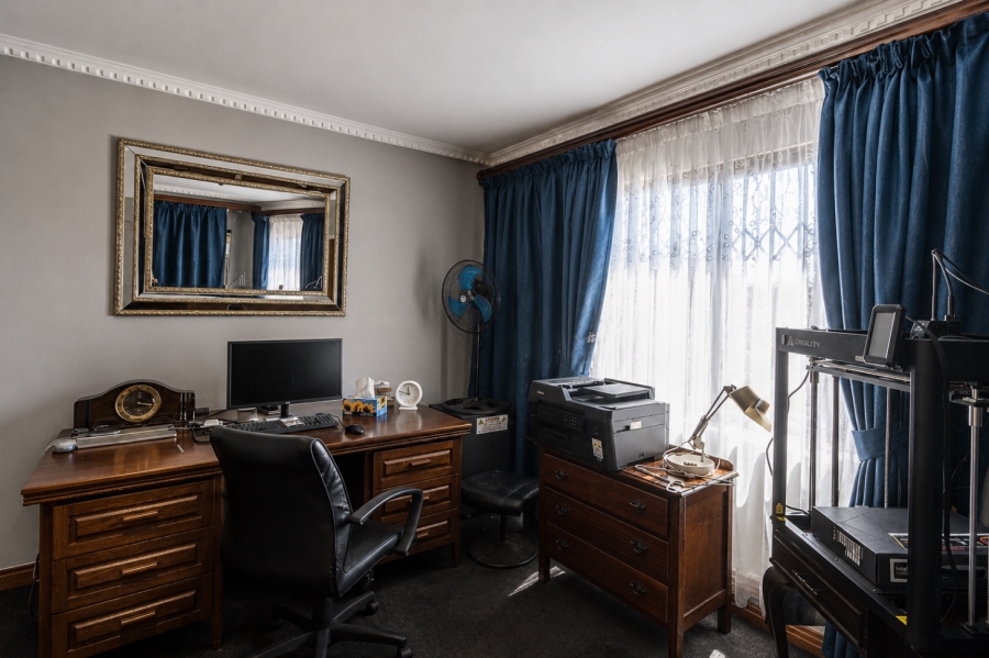3 Bedroom Property for Sale in Erasmuskloof Gauteng