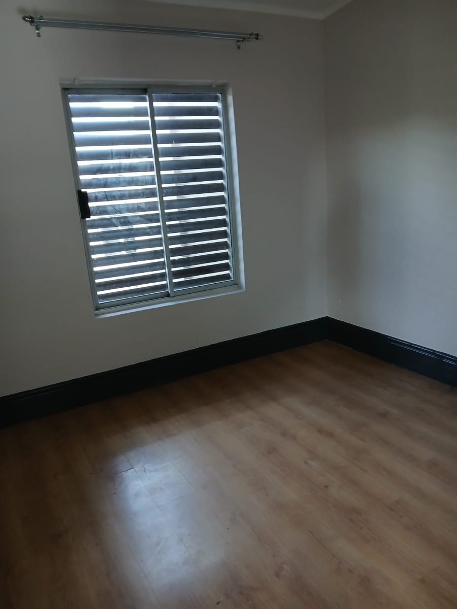 To Let 3 Bedroom Property for Rent in Houghton Estate Gauteng