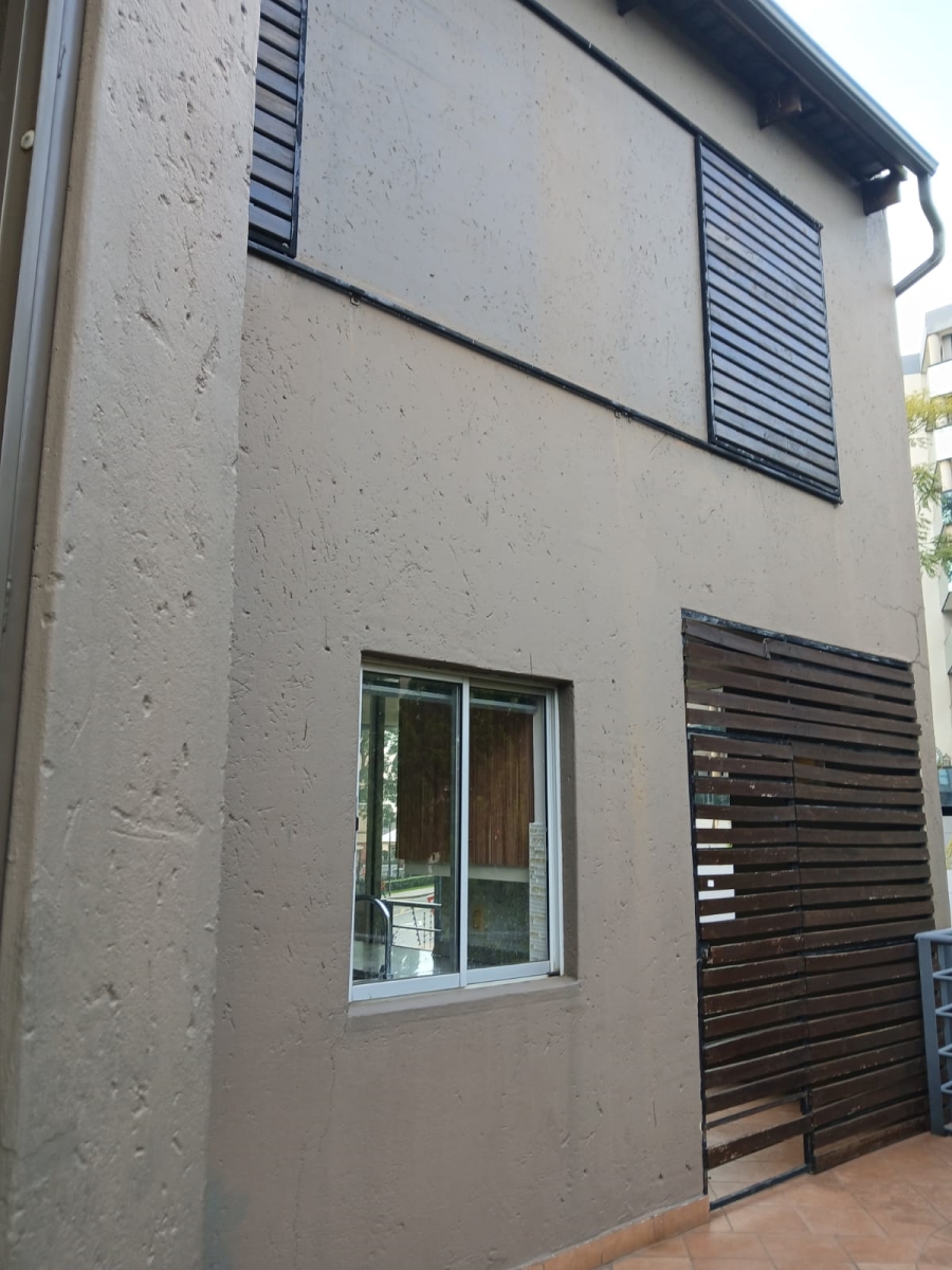 To Let 3 Bedroom Property for Rent in Houghton Estate Gauteng