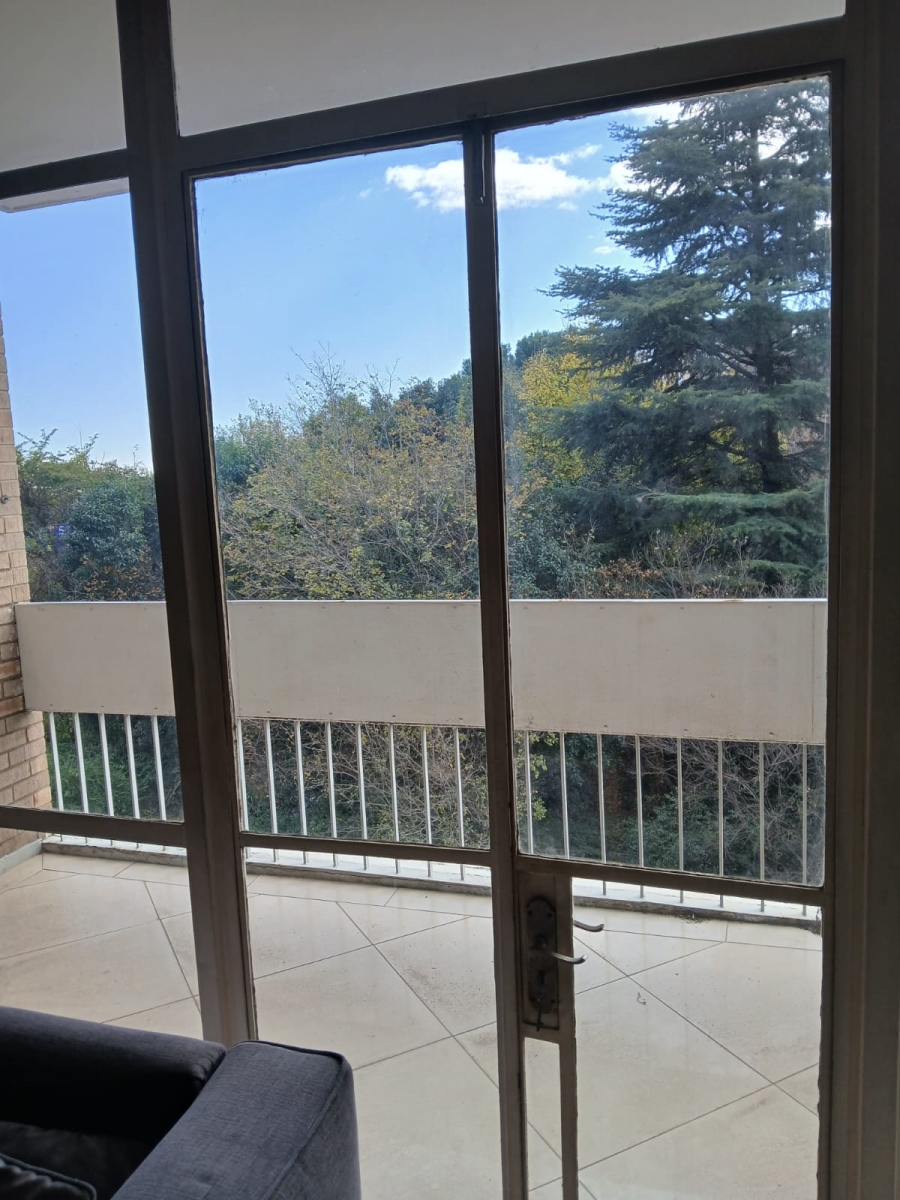 To Let 1 Bedroom Property for Rent in Parktown Gauteng