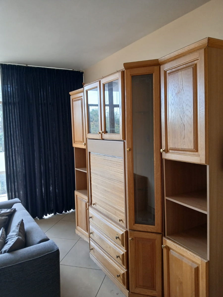 To Let 1 Bedroom Property for Rent in Parktown Gauteng