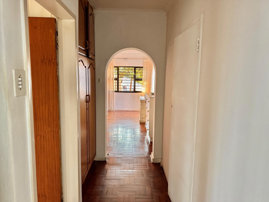 5 Bedroom Property for Sale in Lenasia Gauteng
